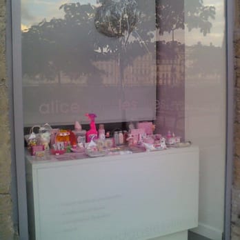 Alice Dans Les Villes - Graphic Design Near Me - Lyon, 69