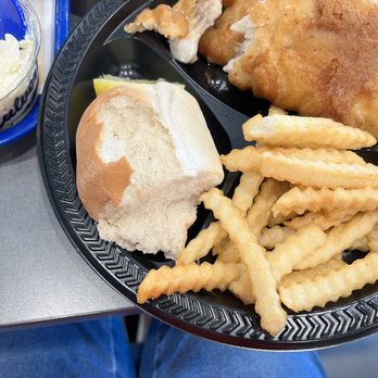 Culver’s - Stale roll,  fish not edible, 15 cold fries. This was take home to cats. - Ice Cream & Frozen Yogurt Near Me - Albertville, Alabama