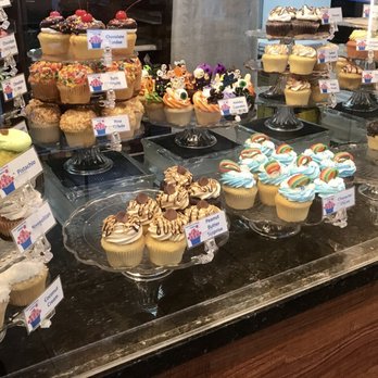 Cupcake and Things Bakery - Look at that view. - Bakeries Near Me - Kapolei, Hawaii Cupcake and Things Bakery - Look at that view. - Bakeries Near Me - Kapolei, Hawaii