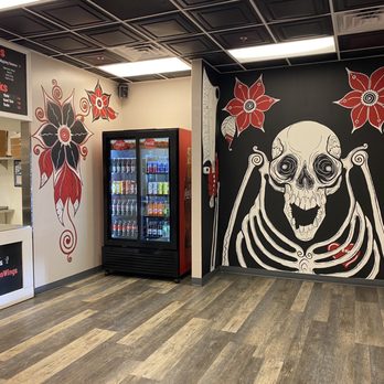 Dak Dak Wings - the inside of a restaurant - Chicken Wings Near Me - Villa Park, Illinois