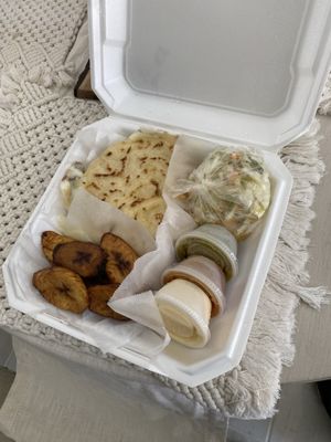 Cristina's Salvadorean Food by null