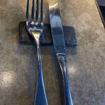 Restaurante LSD - Eating utensils elevated above table surface - Portuguese Near Me - Porto, 13