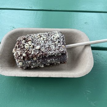 Mister Artisan Ice Cream - Ferrero Roche Full Ice Cream Bar - Ice Cream & Frozen Yogurt Near Me - Vancouver, British Columbia