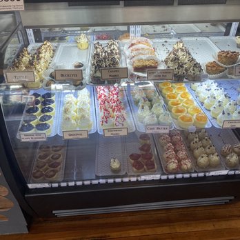 The Cheesecakery - Cheesecakes - Food Trucks Near Me - Cincinnati, Ohio The Cheesecakery - Cheesecakes - Food Trucks Near Me - Cincinnati, Ohio