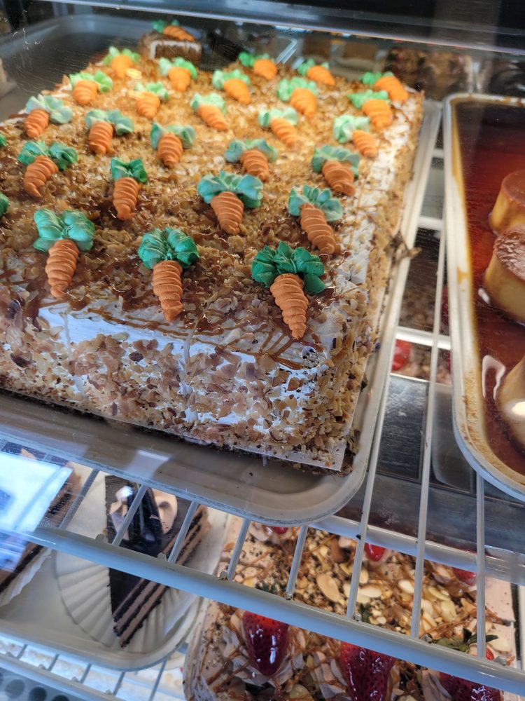 LUNA BAKERY CLOSED Updated August 2024 709 Union Blvd, Allentown