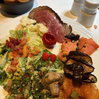 Fogo de Chão - Buffet plate 2 - Steakhouses Near Me - Brea, California Fogo de Chão - Buffet plate 2 - Steakhouses Near Me - Brea, California