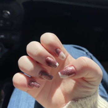 Diamond Nails - Nail Salons Near Me - Crown Point, Indiana
