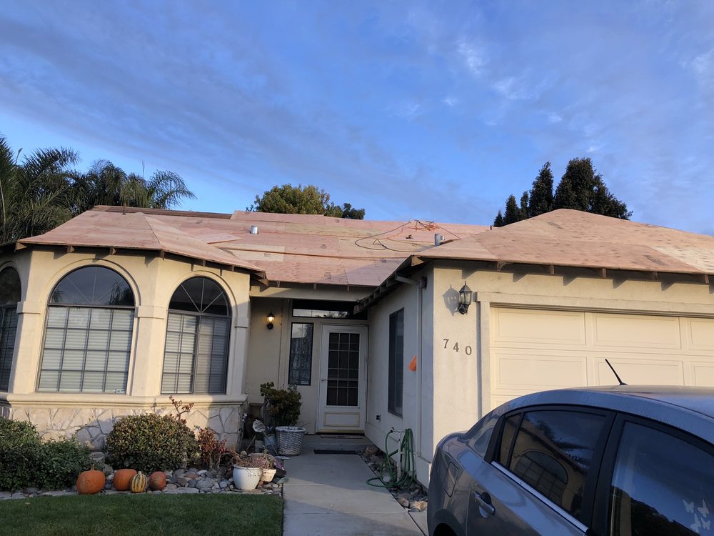 Slide of Knox Roofing