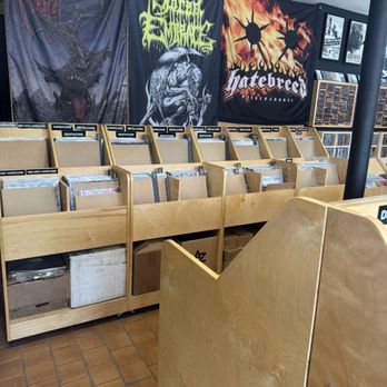 Meteor Gem - Inside - Vinyl Records Near Me - Chicago, Illinois