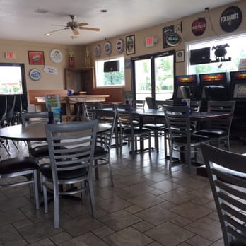 Beamers Bar And Grill - Beakers interior - Sports Bars Near Me - Birch Run, Michigan