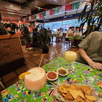 La Cocina & Cantina - Margarita, Pina colada - Mexican Near Me - Seattle, Washington La Cocina & Cantina - Margarita, Pina colada - Mexican Near Me - Seattle, Washington