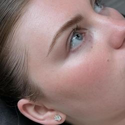 Brows in Grace - Hyper realistic hair strokes /nano brows