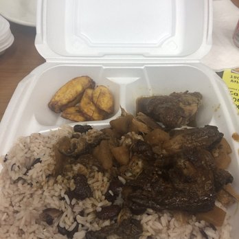 Irie Mon Cafe - Brown stew chicken - Caribbean Near Me - Atlanta, Georgia Irie Mon Cafe - Brown stew chicken - Caribbean Near Me - Atlanta, Georgia