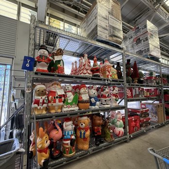 Walmart Supercenter - Chrismas in September - Department Stores Near Me - Sparks, Nevada