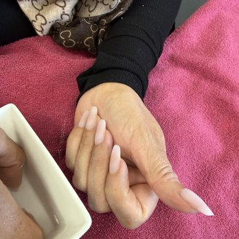 Wynn's Nails & Spa - Manicure - Nail Salons Near Me - Dallas, Texas Wynn's Nails & Spa - Manicure - Nail Salons Near Me - Dallas, Texas