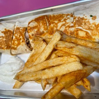 Iraklis - Chicken wrap - Syrian Near Me - Santa Clara, California Iraklis - Chicken wrap - Syrian Near Me - Santa Clara, California