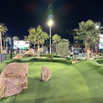 PopStroke - Popstroke Las Vegas - Mini Golf Near Me - Paradise, Nevada