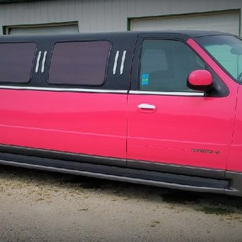 Champagne Limousines - Pink Navigator - Limos Near Me - Godfrey, Illinois Champagne Limousines - Pink Navigator - Limos Near Me - Godfrey, Illinois