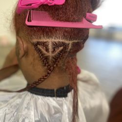 BXJ Braid Salon + Academy - Heart Design Braid For Knotless Braid Style