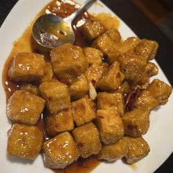 Jade Palace - 78.General Tso's Tofu