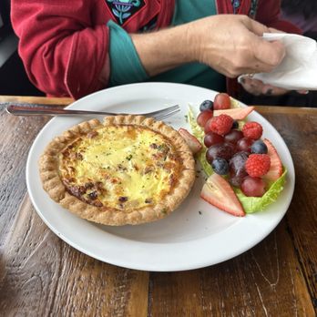 Towne Café - Ham and Brie Quiche...tres magnifique! - Sandwiches Near Me - Columbia, Tennessee Towne Café - Ham and Brie Quiche...tres magnifique! - Sandwiches Near Me - Columbia, Tennessee