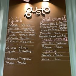 Gusto - Gelato and granite flavours