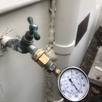 Lone Star Inspections - Pressure gauges to determine allowable standards - Home Inspectors Near Me