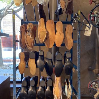 Lucchese - Shoe Stores Near Me - Nashville, Tennessee Lucchese - Shoe Stores Near Me - Nashville, Tennessee