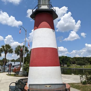 Grantham Point - Grantham Point and the Mount Dora Lighthouse - Parks Near Me - Mount Dora, Florida