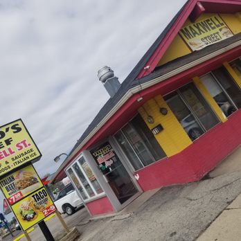 Tello's Beef Maxwell St - Italian Near Me - Maywood, Illinois Tello's Beef Maxwell St - Italian Near Me - Maywood, Illinois