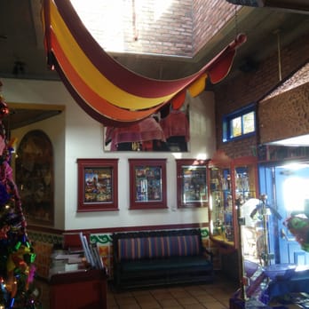 Casa De Pico - Great decor - Mexican Near Me - La Mesa, California