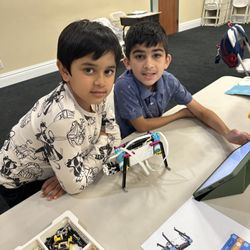 Snapology of Chino Hills, CA - Space Wars Robotics program involving coding/programming.