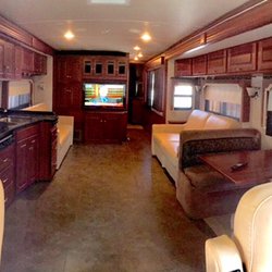 America's Best Cruising Motor Homes & RV's - JOURNEY 40
