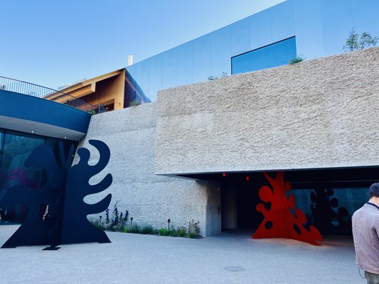 Calder Gardens by null