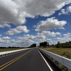 Bike Peddler - They know how to do clouds in Oregon