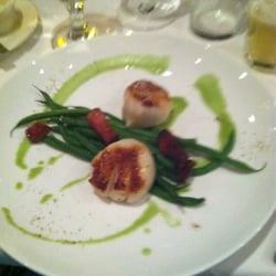 Poached Scallop with green bean, bacon, tarragon