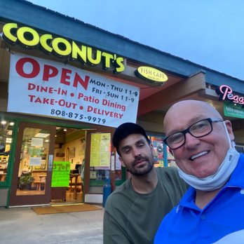 Coconuts Fish Cafe - Coconuts fish tacos outdoor patio. - Seafood Near Me - Kihei, Hawaii