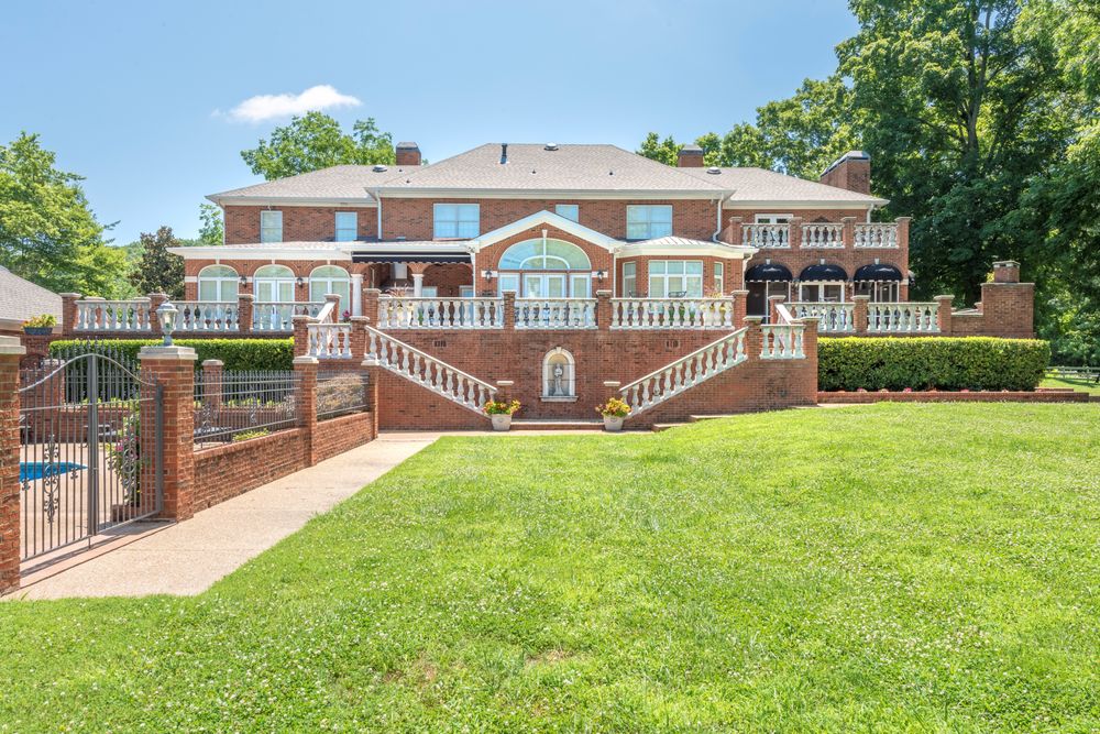 Slide of IHH Showroom