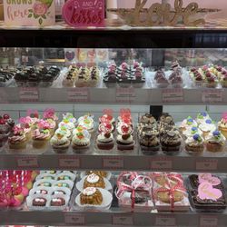 A Sweet Memory Cake Shoppe - Home made sweets!!