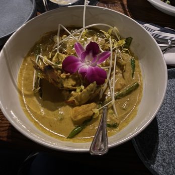 APT 4B - Island Seafood Curry - Lounges Near Me - Atlanta, Georgia APT 4B - Island Seafood Curry - Lounges Near Me - Atlanta, Georgia