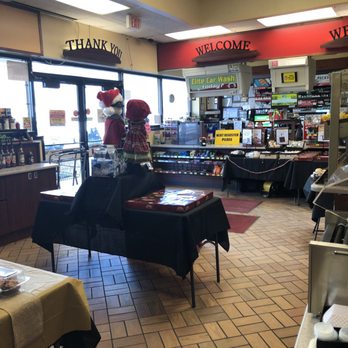 Kwik Trip - the inside of a restaurant - Convenience Stores Near Me - Woodbury, Minnesota