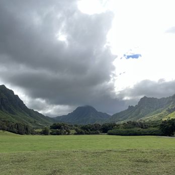 Kualoa Ranch - Tours Near Me - Kaneohe, Hawaii