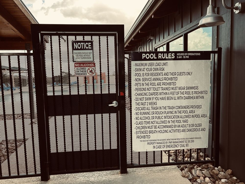 Plum Creek Park North Logo