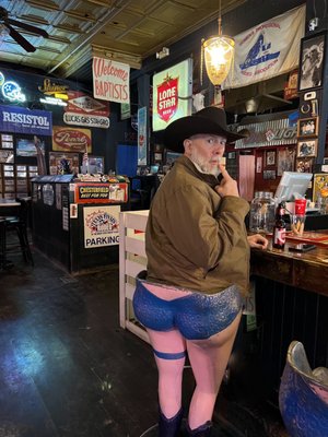 Lil' Red's Longhorn Saloon by null