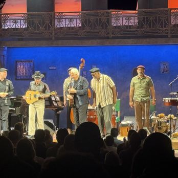 Gerald Schoenfeld Theatre - Photo 7: Musicians take a bow - Performing Arts Near Me - New York, New York