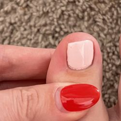 Aloha Nails Blakeney - Toe nails