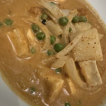 Krung Thep Thai Cuisine - Massaman Curry w/ Tofu - Thai Near Me - Chicago, Illinois Krung Thep Thai Cuisine - Massaman Curry w/ Tofu - Thai Near Me - Chicago, Illinois
