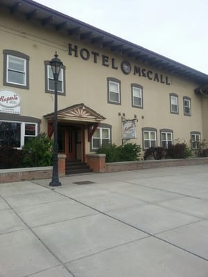 Hotel McCall by null