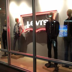 Levi’s Outlet Store