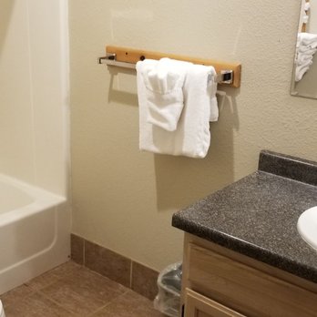Eagle Ridge Resort At Lutsen Mountains - Bathroom - Resorts Near Me - Lutsen, Minnesota Eagle Ridge Resort At Lutsen Mountains - Bathroom - Resorts Near Me - Lutsen, Minnesota